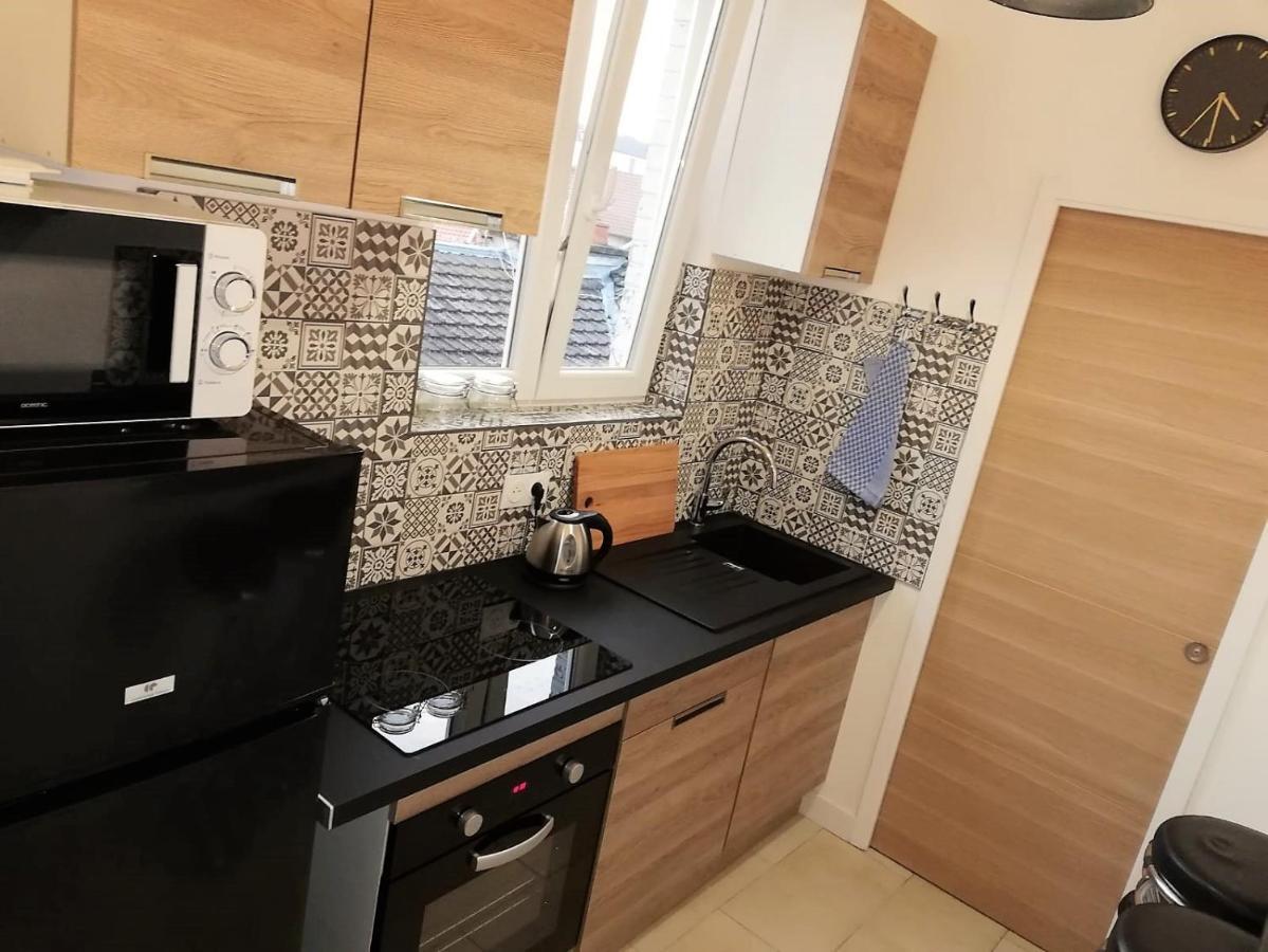 Appartement refait par architecte. Proche de la gare et le centre de Reims Extérieur photo
